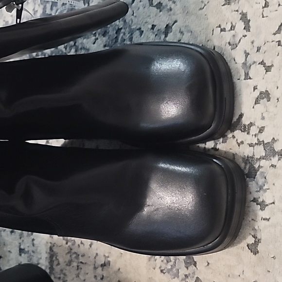 NWT!! Steve Madden Black Boots - Picture 8 of 8